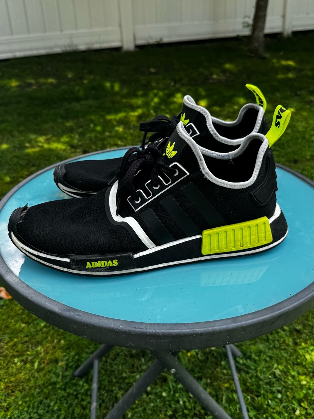 adidas NMD_R1